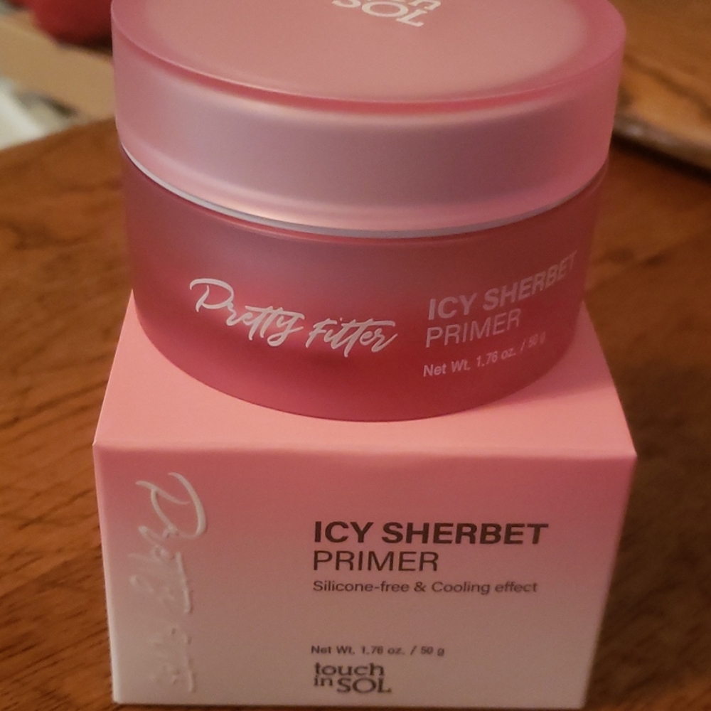 Touch in Sol - icy sherbert primer